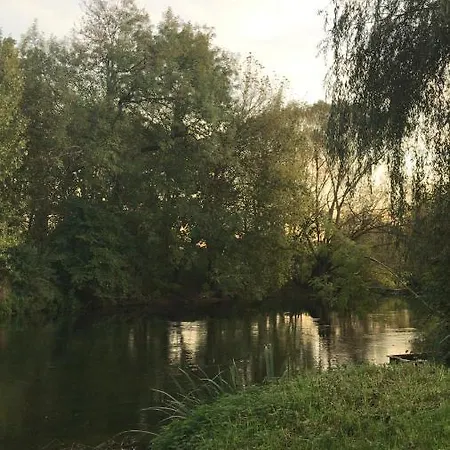 A La Ferme Montigny-sur-Loing
